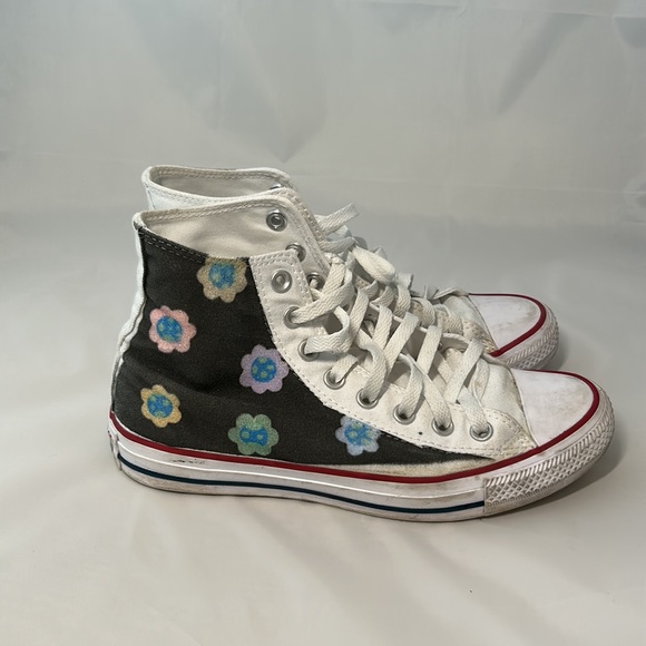 Personally designed basic white converse - Picture 3 of 8
